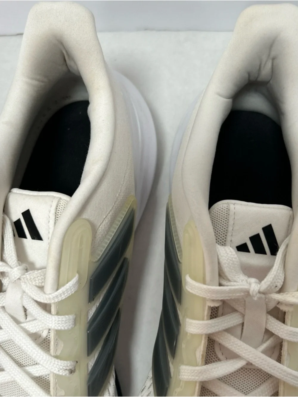 Adidas  Men’s Cream/White Training‎ Shoes with Dark Green Sneakers Size 12.5